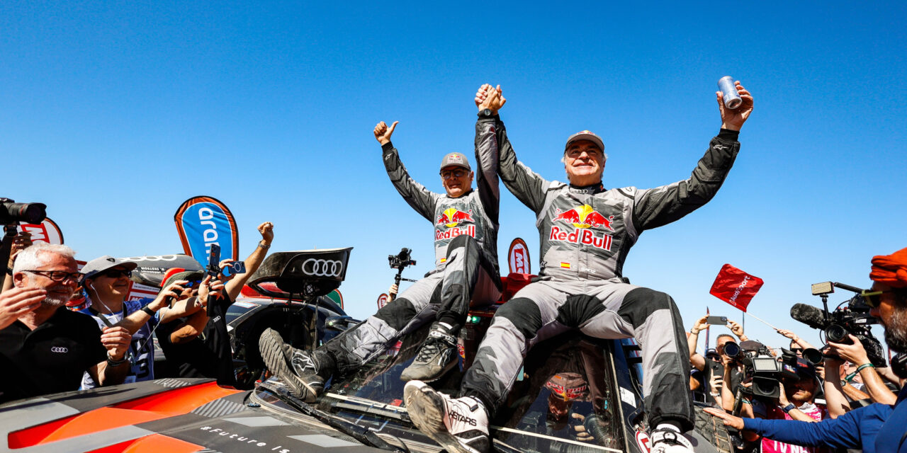 Historisch! Audi wint Dakar Rally met elektrisch aangedreven auto