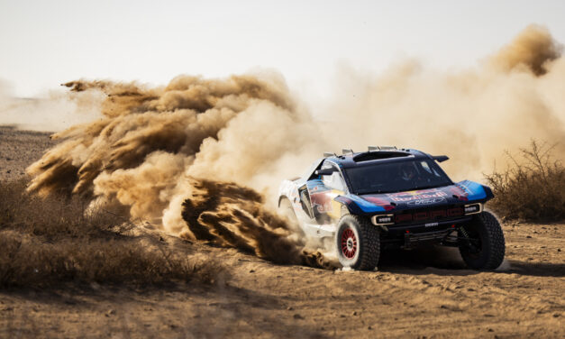 4 legendes en 8.000 helse kilometers: Ford Raptor T1+ klaar voor Dakar Rally