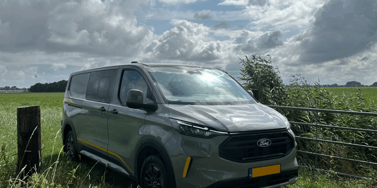 Ford Pro introduceert vierwielaandrijving op E-Transit Custom voor betere prestaties op de bouwplaats