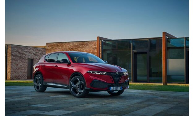 Opgefriste Alfa Romeo Tonale is toonbeeld van ‘human intelligence’, sportiever en biedt standaard tot 8 jaar garantie