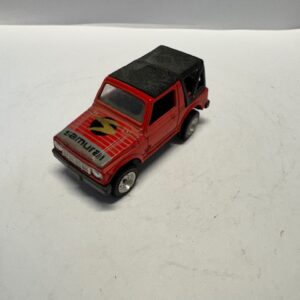 1/60 SUZUKI SJ413Q SAMURAI RED SAMURAI ON HOOD