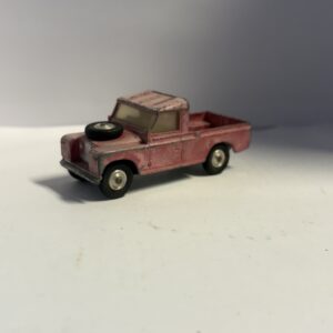 CORGI TOYS LAND ROVER 109 WB ROZE