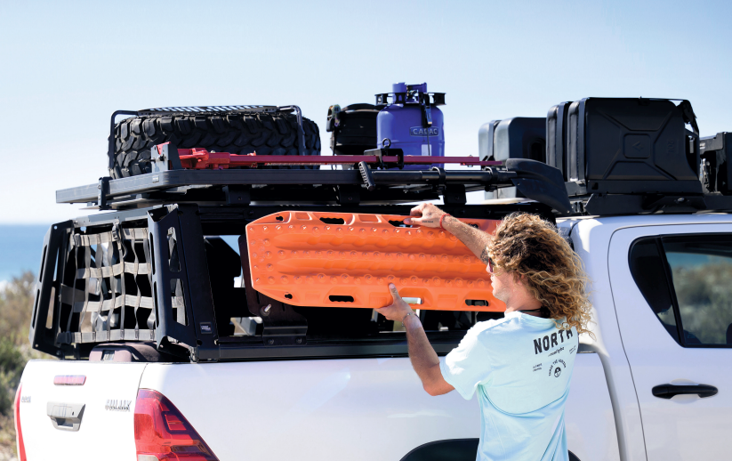 DEALER VAN DIVERSE OFF-ROAD MERKEN