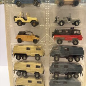 PINZGAUER 6X6 KASTENWAGEN HO `706 ROCO MINIATUR MODELL (Jeep, VW, Pinsgauers) IN TOTAL 12 CARS IN BOX