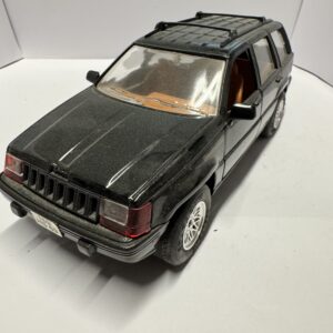 JEEP GRAND CHEROKEE LTD 1998 1:24 MAJORETTE BLACK