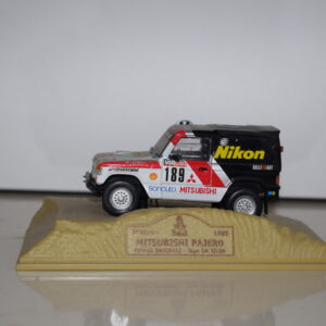 MITS. PAJERO 189 1E DAKAR 1985 P.ZANIROLI/J. DA SILVA 1/43