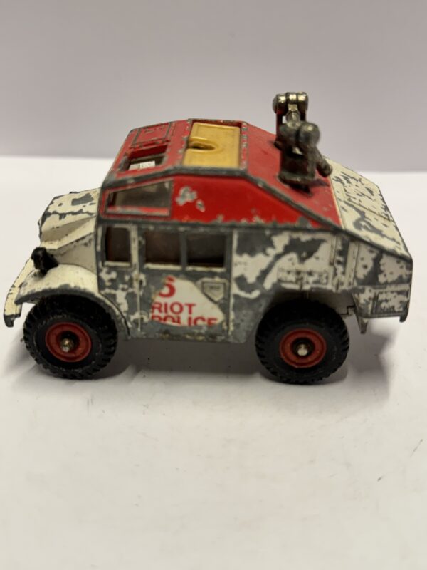 Tank Quad Roptor Riot QUAD TRACTOR RIOT POLICE WATER CANNON CORGI - 4WD Magazine