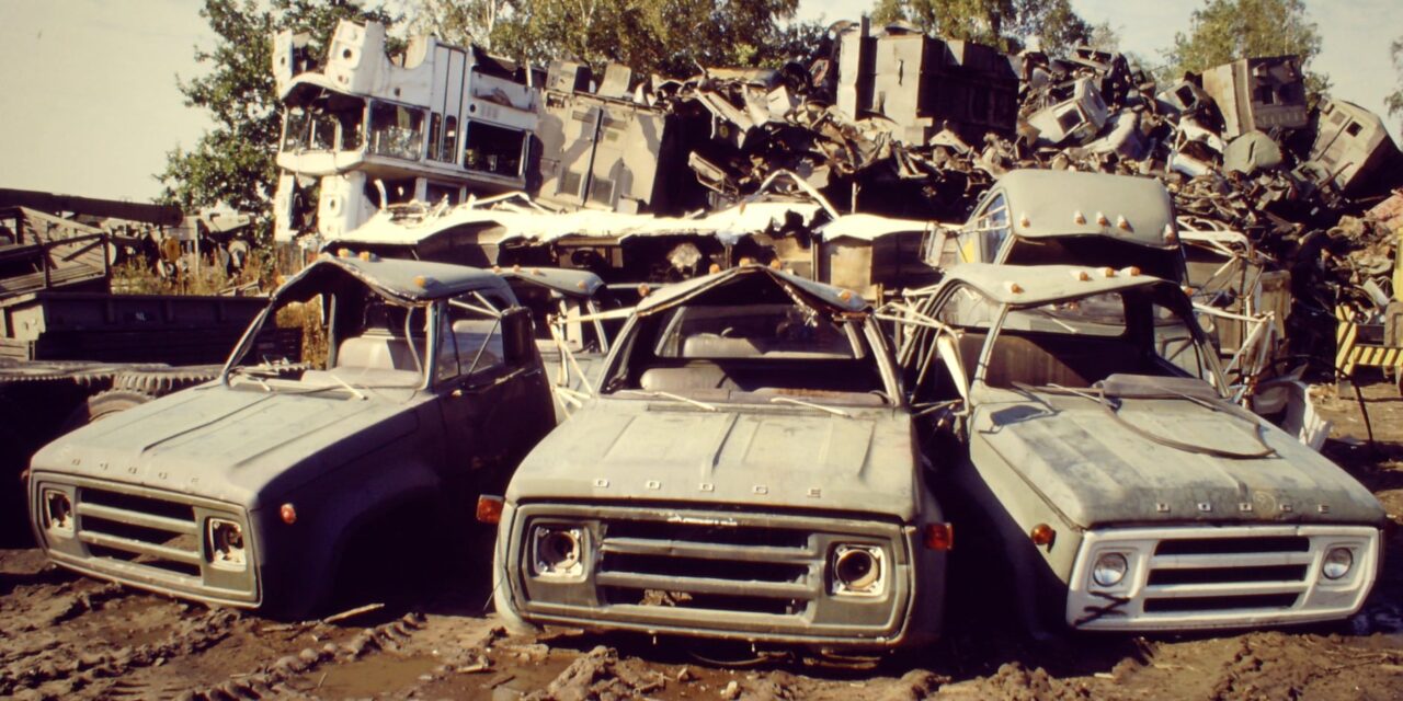 LAND ROVER & CHEVY K30/BLAZER