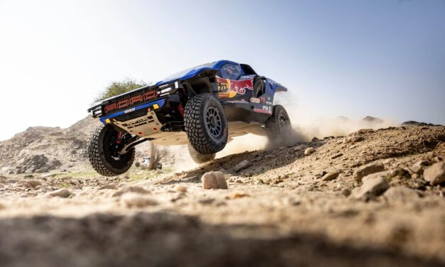 Ford Racing gaat de strijd aan in Dakar 2026: topcoureurs, brede deelname en sterke start in proloog