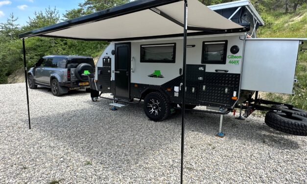 AVONTUURLIJK DE GEBAANDE PADEN VERLATEN