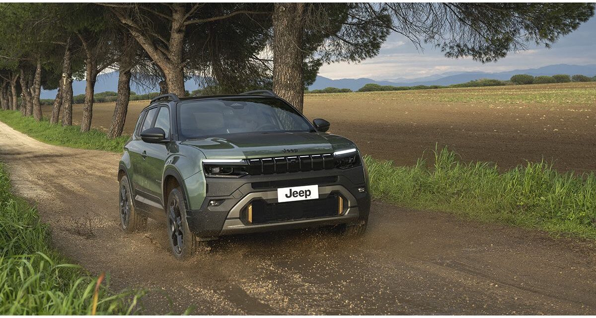 Nieuwe Avenger viert 85 jaar Jeep®, e‑Hybrid en elektrische versie vanaf 34.995 euro inclusief tot 8 jaar garantie