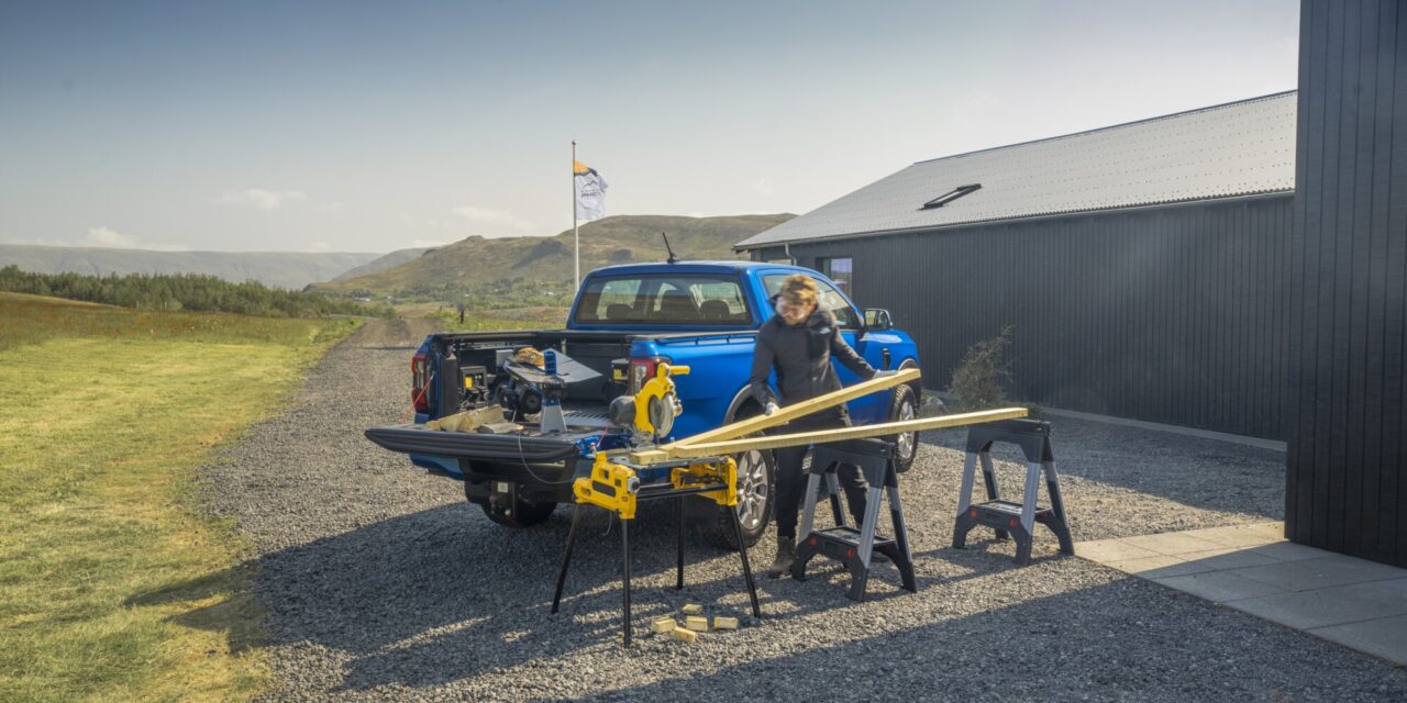 Ford Ranger PHEV verslaat met Pro Power Onboard de traditionele benzinegenerator op uitstoot én verbruik